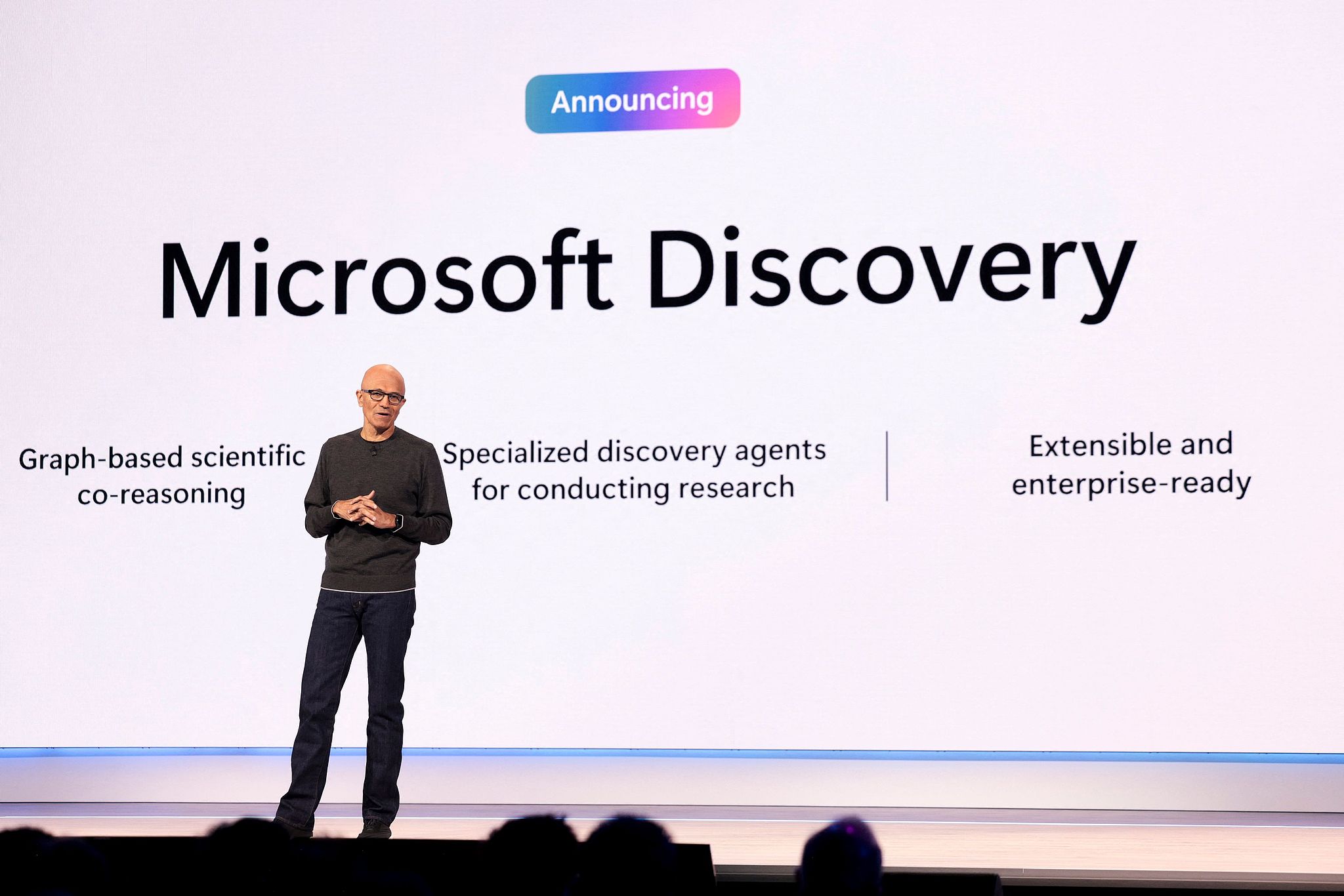 Ο πρόεδρος και διευθύνων σύμβουλος της Microsoft, Satya Nadella, μιλάει κατά τη διάρκεια του συνεδρίου Microsoft Build στο Σιάτλ της Ουάσιγκτον, στις 19 Μαΐου 2025.